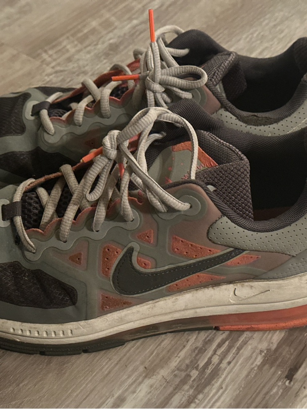 Nike Men's Gray and Orange Running Shoes